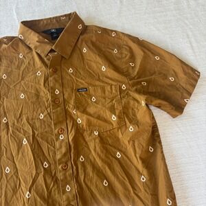 Volcom Mens Short Sleeve Button Down Shirt Brown Geometric Print Small